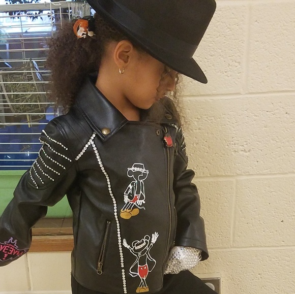 Customized leather jackets, purses, and more! - Picture 2 of 2